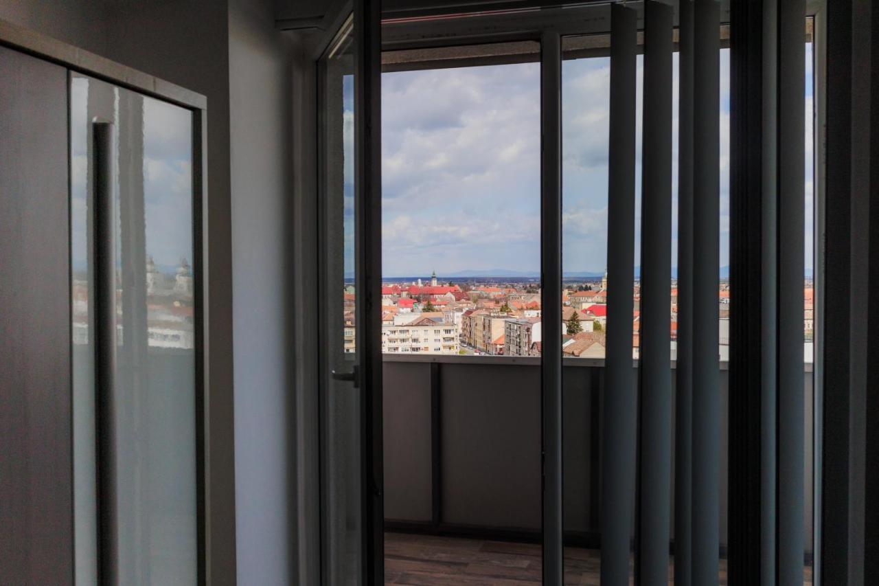 Plaza Apartment Satu Mare Exterior photo